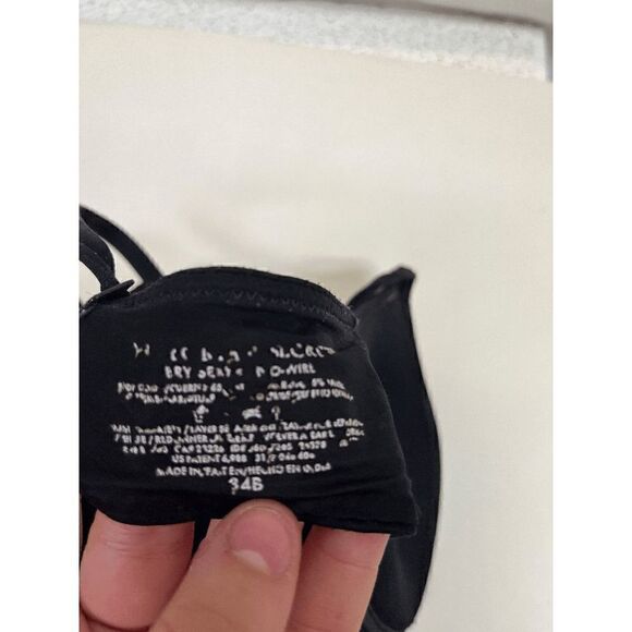 Womens Seamless Wireless Thin Adjustable Straps Bra Black Size 34B - Picture 2 of 3